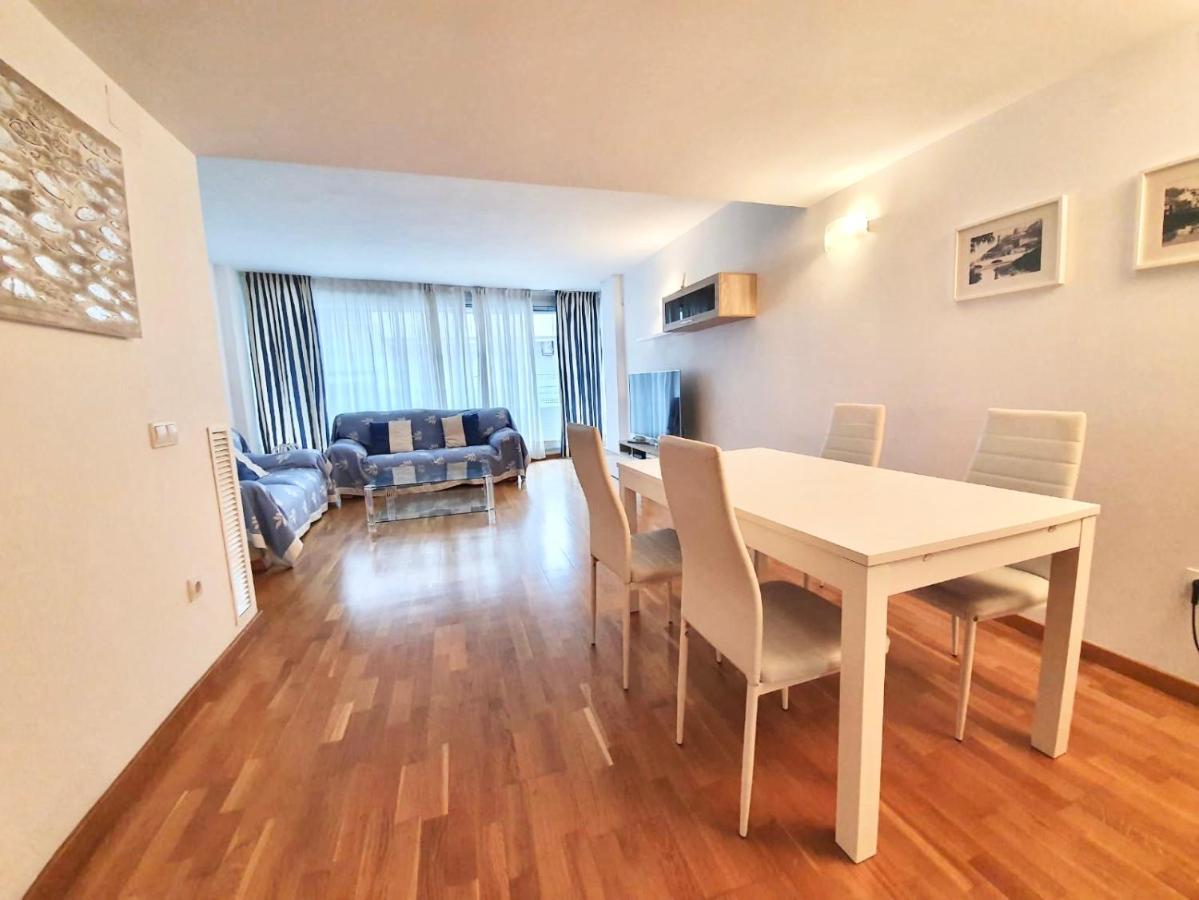 Ancora Frontbeach Luxury Apartment Tossa de Mar Esterno foto