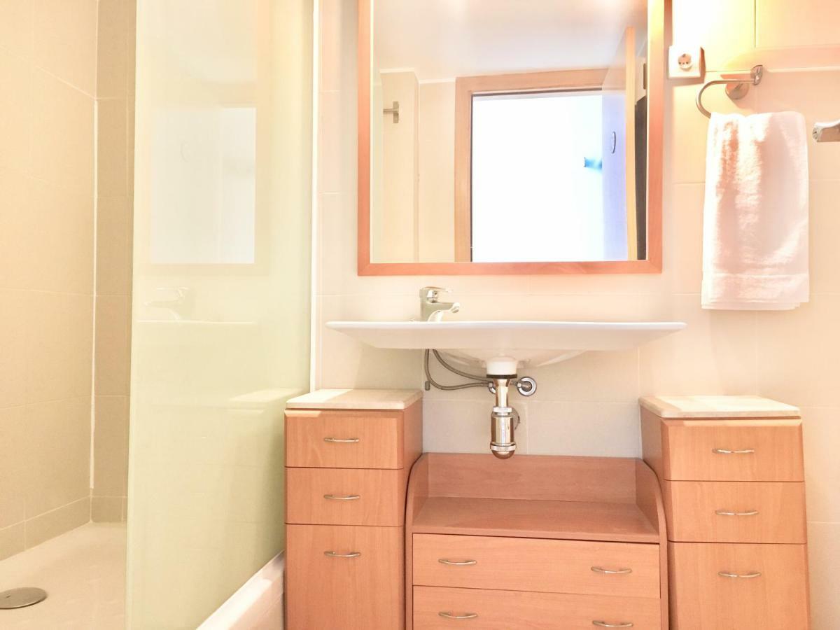 Ancora Frontbeach Luxury Apartment Tossa de Mar Esterno foto