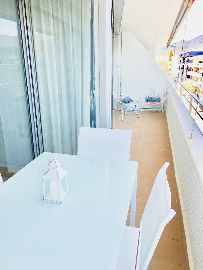 Ancora Frontbeach Luxury Apartment Tossa de Mar Esterno foto